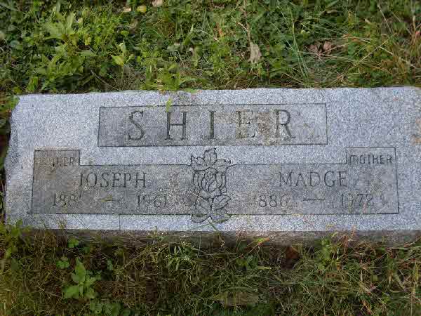 Photo: Bgraustark
Find a Grave